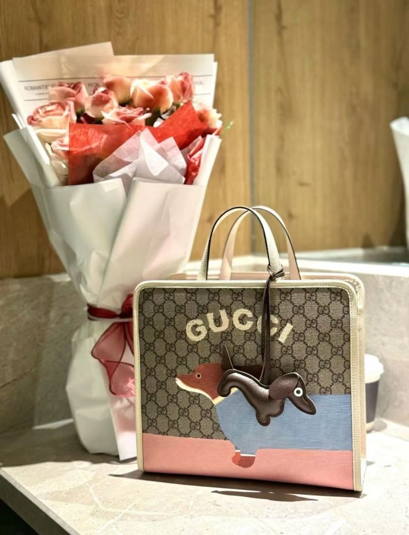 Gucci Shopping Bags